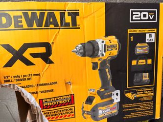 DeWalt XR 20V 1/2" Drill Driver Kit