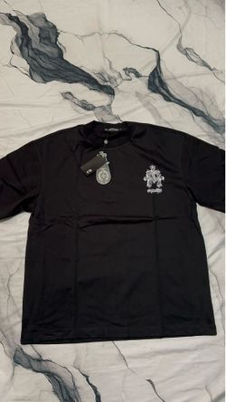 CHROME HEART TEE SIZE LARGE AVAILABLE