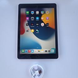 Apple iPad 9 (9th Gen)A2603 64GB Wi-Fi + 5G unlocked 10.2" Space Gray 
