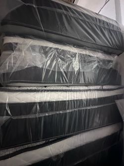 NEW CAL KING/KING/QUEEN MATTRESS