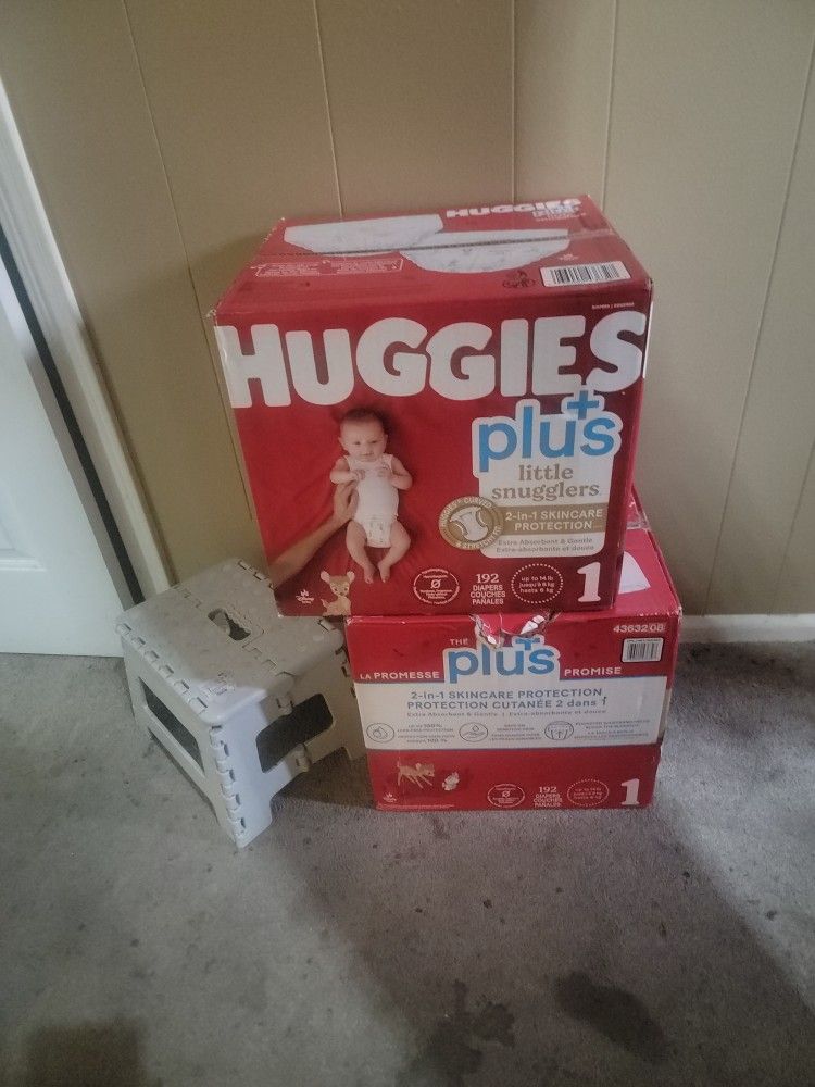 HUGGIES