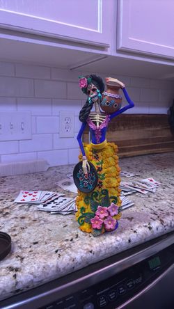 Colorful La Catrina Statue – Día de los Muertos Decor