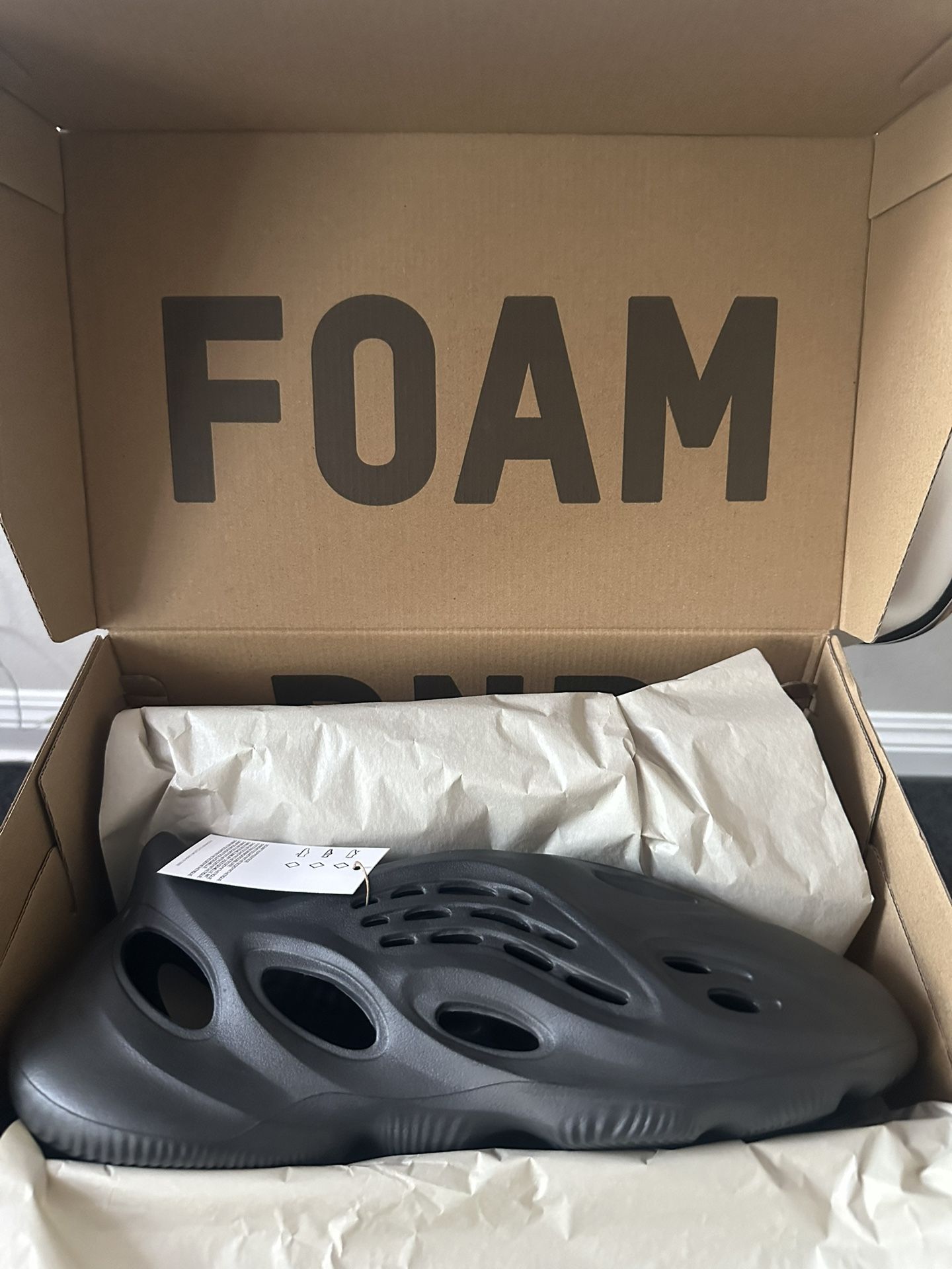 New Yeezy Foam RNR Onyx Size 12 Men $120
