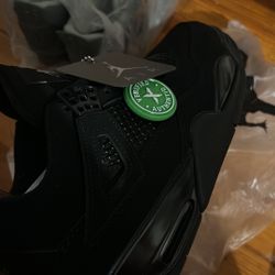 Air Jordan Retro 4