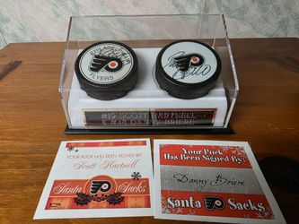 Philadelphia Flyers Autographed Pucks