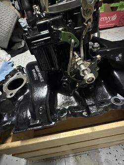 260 MerCruiser 5.7 intake manifold and carburetor set