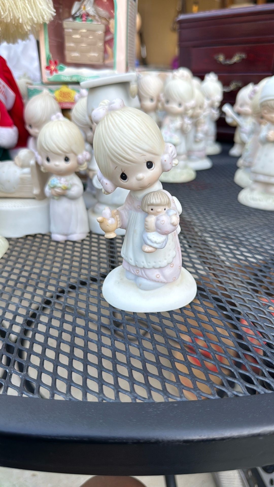 Vintage 1978 Enesco Jesus is the Light Precious Moments