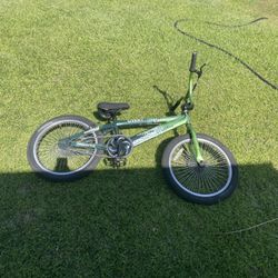 Green Mongoose Freestyle Bmx Bike 