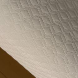 Free Full Mattress 