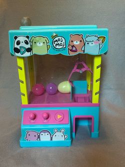 Claw machine toy