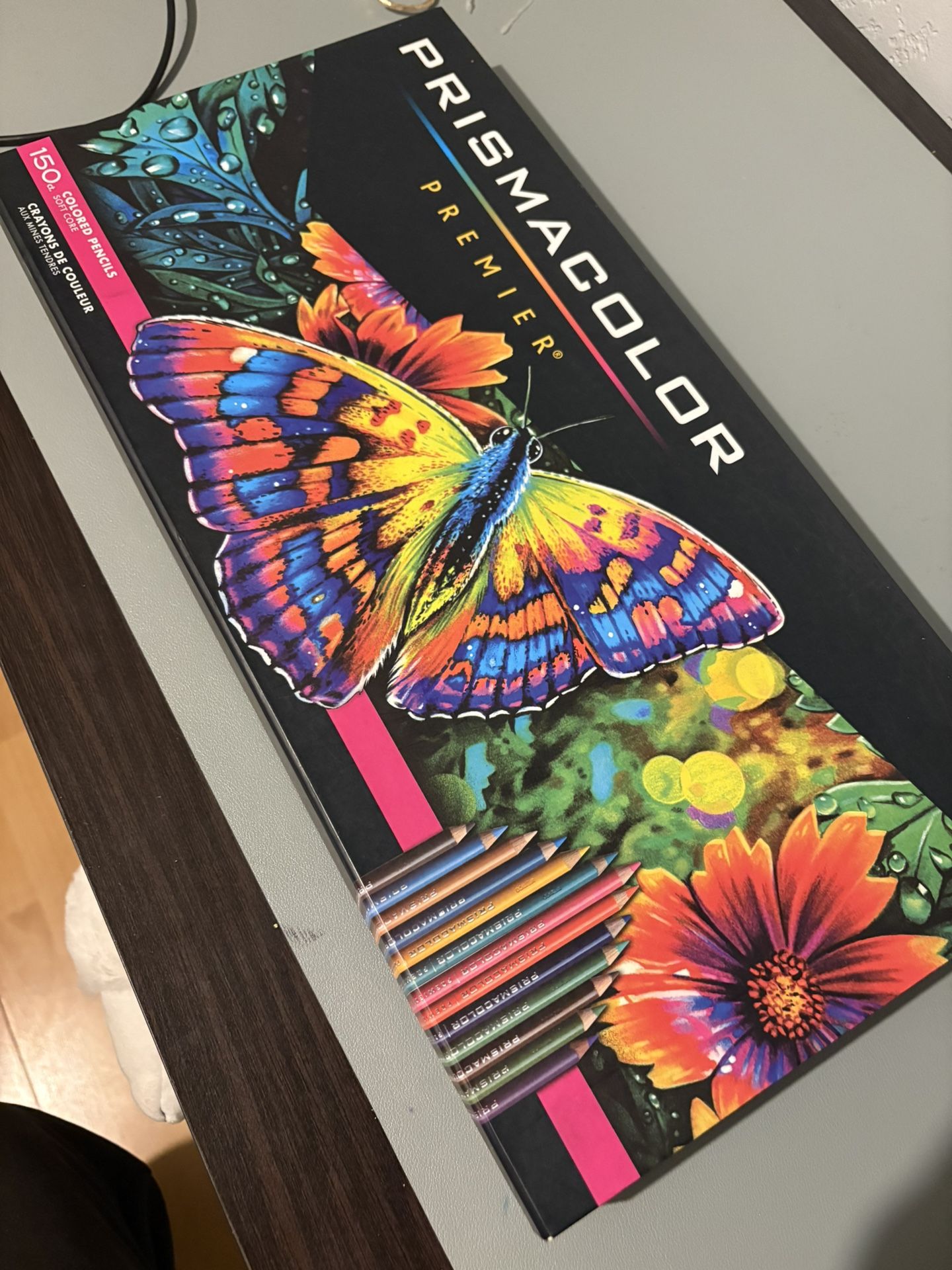 Prisma Premier 150 Set Colores Pencils With Toned Tan Sketchbook