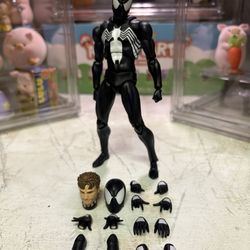 Mafex black suit spiderman
