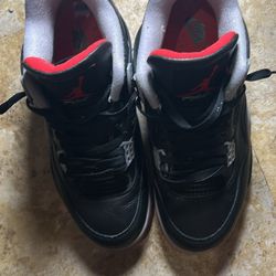 Jordan Bred 4 Size 8.5 Men 