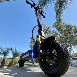 Electric scooter