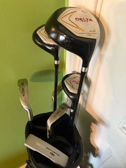 Delta Golf Club Set with Bag