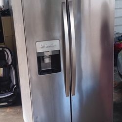 Kenmore Dual Door Fridge 