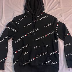 Tommy Hilfiger Hoodie . - MAKE AN OFFER IF INTERESTED 