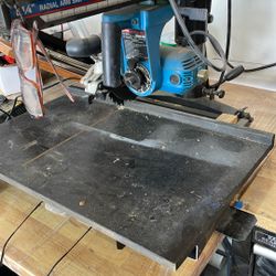 Radial arm saw
