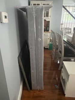Free Queen Size Boxspring