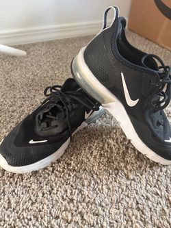 Nike Air Max Sneakers Black and White