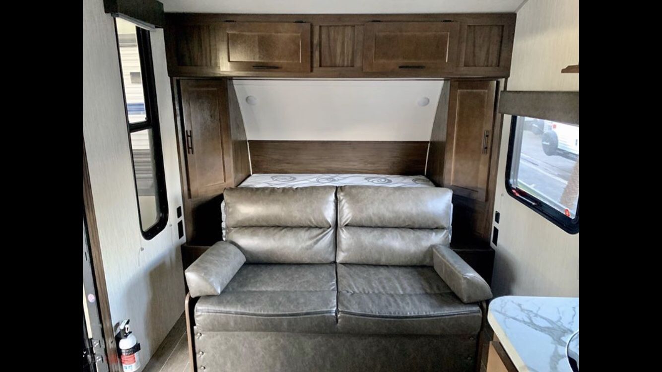 Camper Murphy Bed
