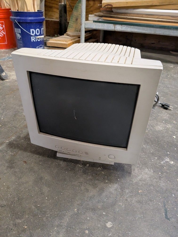 Free Retro Computer Monitor 