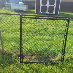 Metal Chain Link Gate