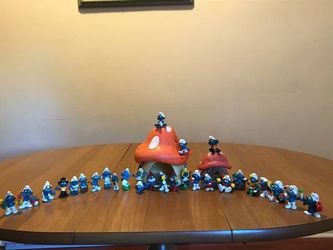 1960-1985 vintage rare smurfs