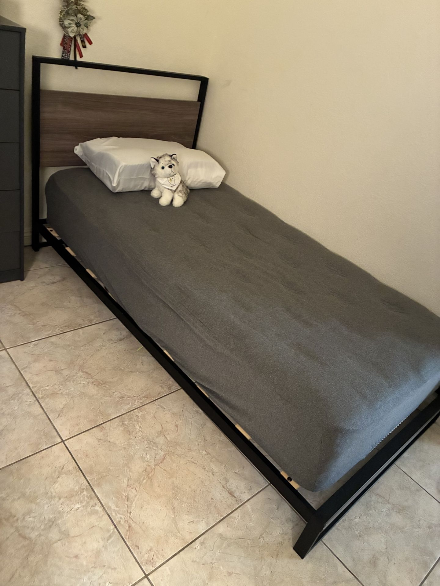 Twin Bed With Drawers