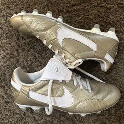 Nike soccer cleats (7.5 US) 