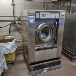 Industrial Washing Machine 
