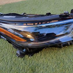 Highlander Headlight 