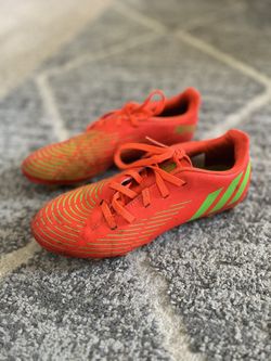 Soccer Cleats 4Y