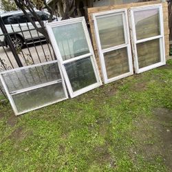 2 de 28x53 y una de 34x53