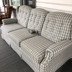 Couch. No Pets. No smoking.