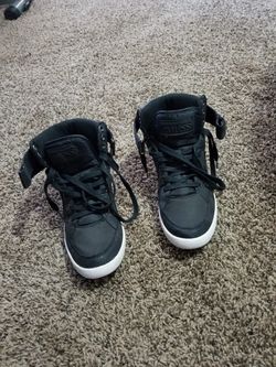 Guess Sneakers