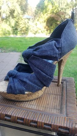 Brand new in box kim Kardashian heels. Size 8