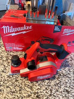 Milwaukee M18 3-1/4" Cordless Planer Tool Only