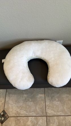 Boppy pillow