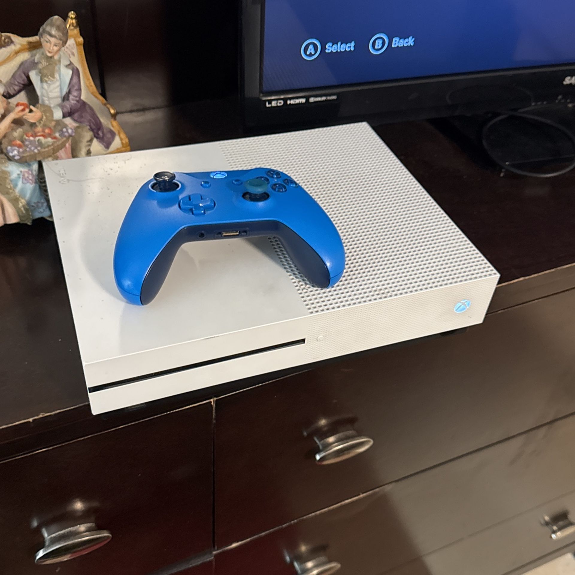 Xbox One S