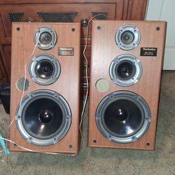 Technique speakers 8 inche Woofer 