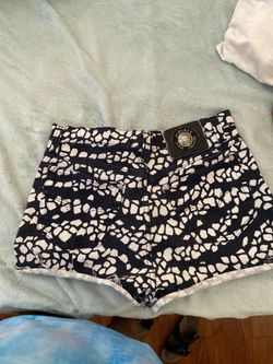 Versace shorts fits like a 3
