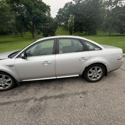 2009 Ford Taurus