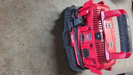 Cargador  6 baterías