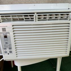 AC Window FRIGIDAIRE 