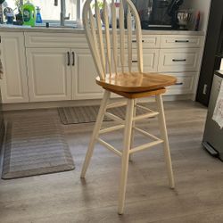 Wood Barstool  White Counter Height Ex Cond . 