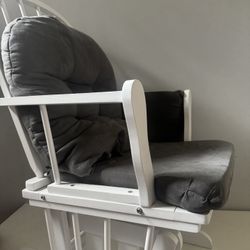 Rocking Chair 