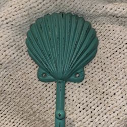 Metal Seashell Hook 