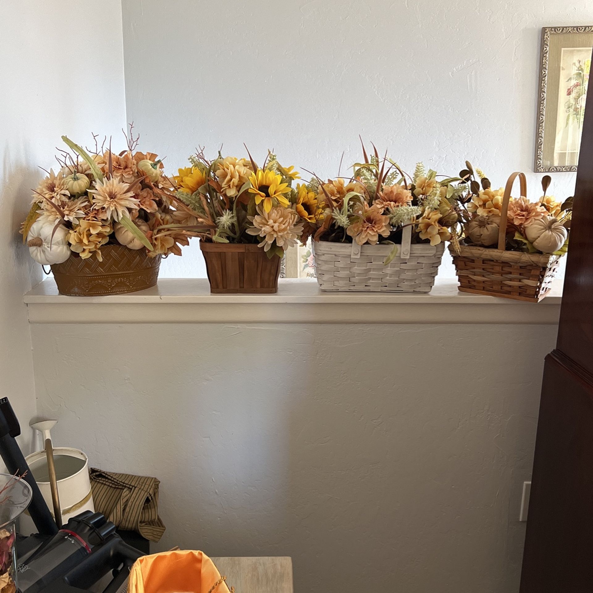 Decorations for October