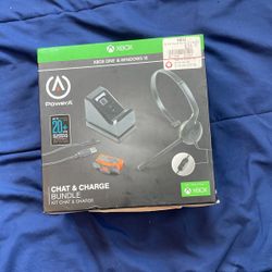 Xbox One Charger And Chat Bundle 
